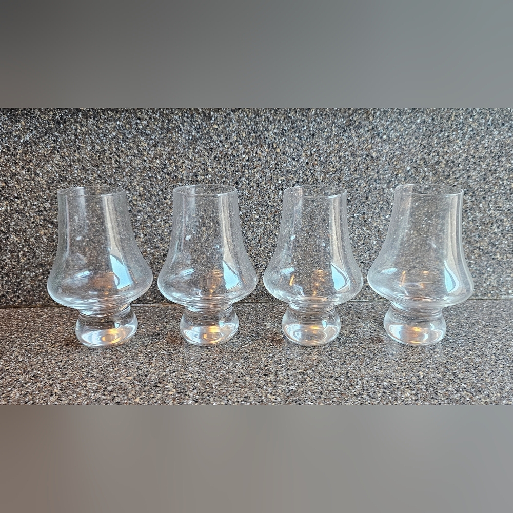 Final Touch Glass Whiskey Tasting Glasses